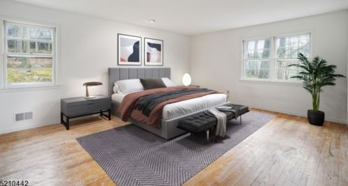 96 Rockledge Dr, Livingston NJ  07039-1121 exterior