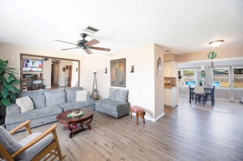 117 Ray Ave, Fort Pierce FL  34983-3045 exterior