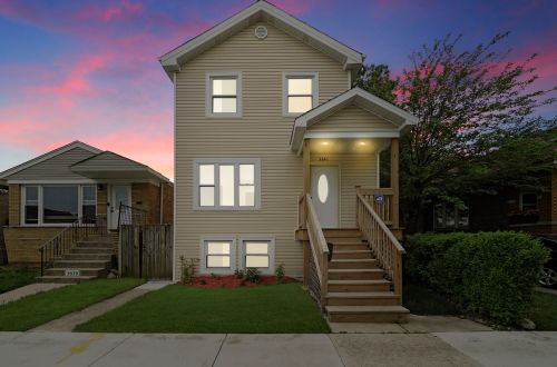3641 57th St, Chicago, IL 60629-3828