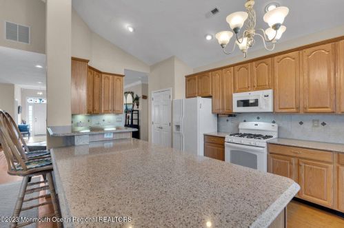 5 Barcelona Ct, Lakehurst NJ  08759-6060 exterior