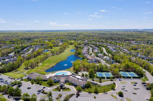 16 Muirfield Rd, Jackson Twp NJ 08527-2657 exterior