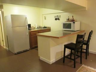 9534 32nd Ave, Seattle WA  98115-2421 exterior