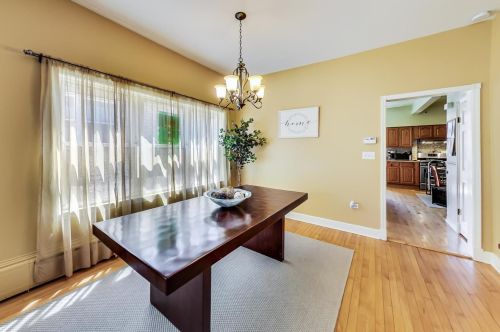 3436 Neenah Ave, Chicago IL 60638-1209 exterior