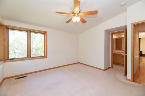 6450 2 St, Kalamazoo MI 49007-4909 exterior