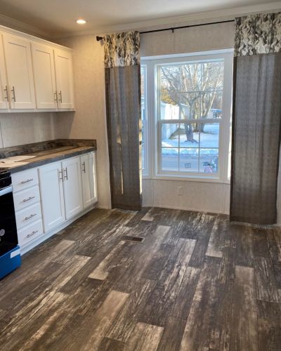 29 Hazel Dr, Concord NH 03301-3426 exterior