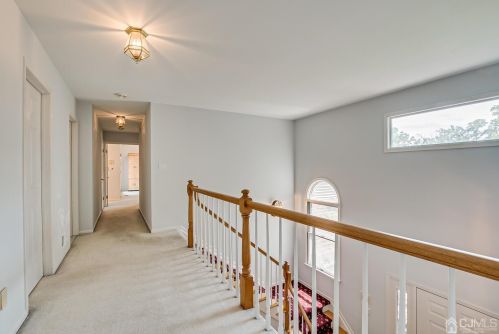 102 King St, Edison NJ 08820-1023 exterior