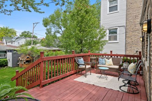 2818 Albany Ave, Chicago IL 60618-7605 exterior