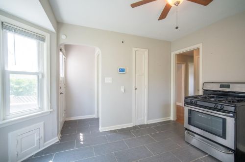 4514 60, Milwaukee WI 53218-4103 exterior