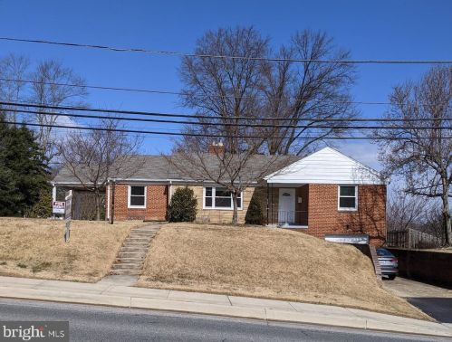 917 Dale Dr, Silver Spring MD  20910-4101 exterior