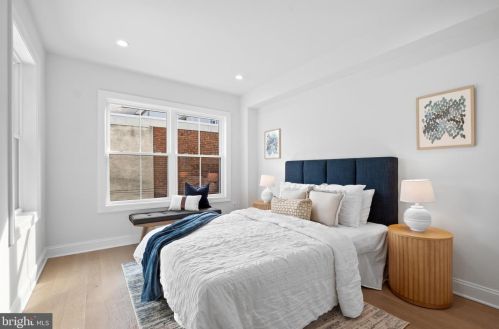 541 22nd St, Philadelphia PA  19130-3130 exterior