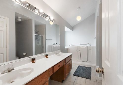 629 Shr Rd, Lithonia GA 30058-5991 exterior