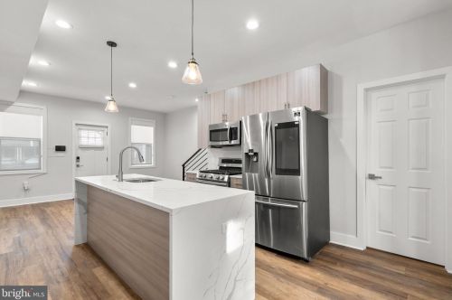 610 Roxboro Pl, Washington DC  20011-1254 exterior