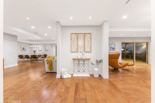 1347 Dana Pl, Fullerton CA  92831-1108 exterior