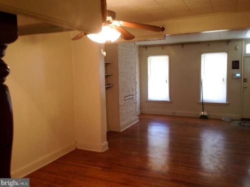 118 Exton Ave, Trenton NJ  08618-4114 exterior