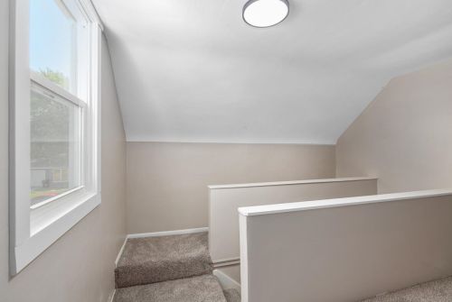 3117 Stratford Dr, Wyoming MI exterior