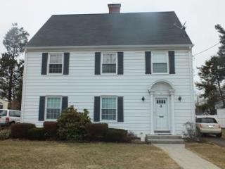 42 Mandalay Rd, Springfield, MA 01118-2025