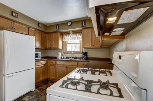 2529 70, Milwaukee WI 53223-2114 exterior