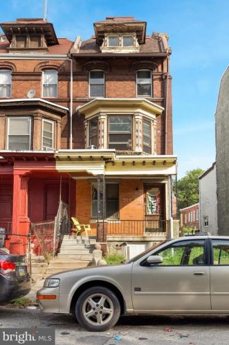 5147 Hazel Ave, Philadelphia PA 19143-1512 exterior