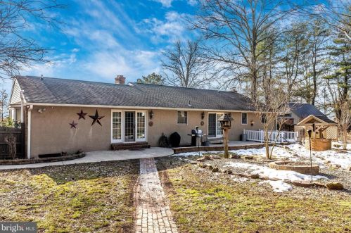 265 Old State Rd, Limerick PA 19468-3214 exterior