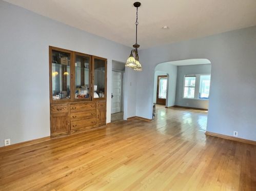 4832 Bernard St, Chicago IL 60625-5414 exterior