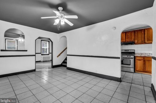 1003 Ironside Rd, Camden NJ 08104-2844 exterior