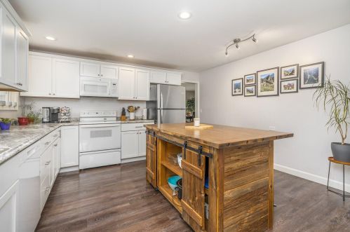 27 Inkster Ave, Kalamazoo MI  49001-6109 exterior