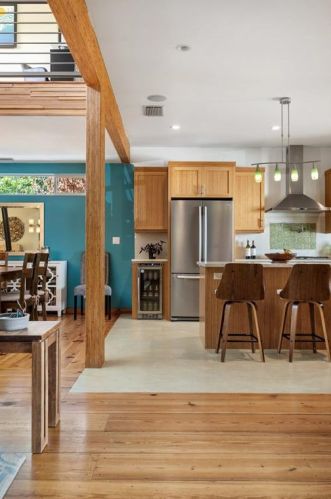 2106 14 St, Austin TX 78702-1304 exterior