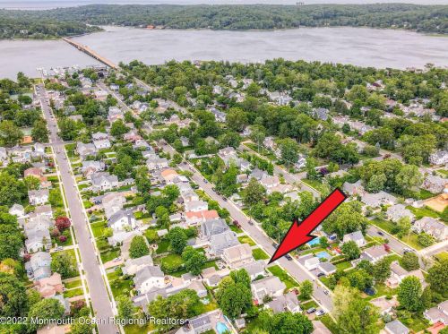 92 Washington St, Locust NJ 07760-1432 exterior