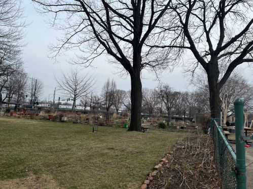 5836 Stony Island Ave, Chicago IL 60637-2061 exterior