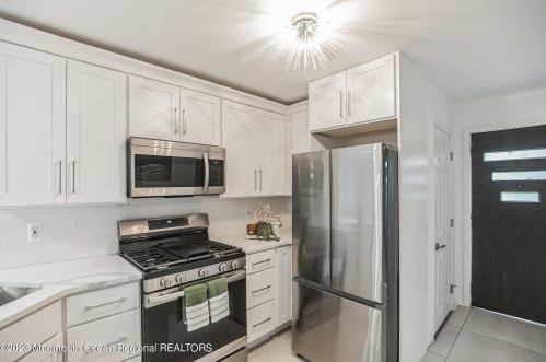 7136 Githens Ave, Camden NJ 08109-3160 exterior