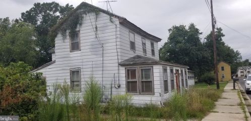 375 Bailey St, Pilesgrove, NJ 08098-1012