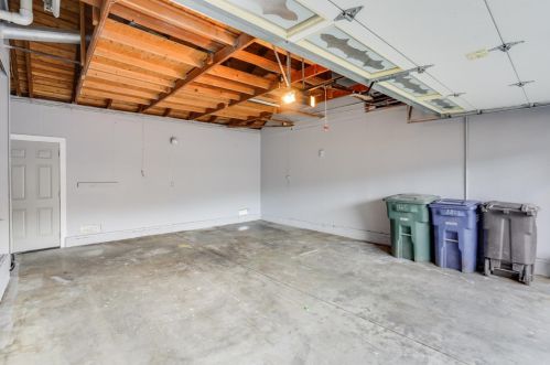 1865 Las Ramblas Dr, Concord CA 94521-2451 exterior