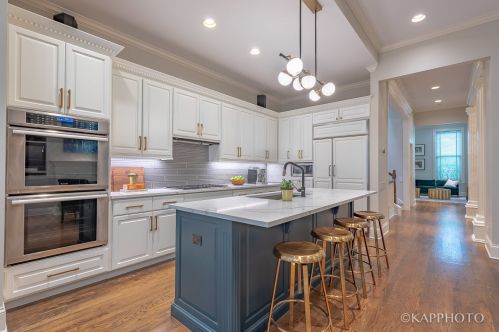 2252 Racine Ave, Chicago IL 60614-2110 exterior