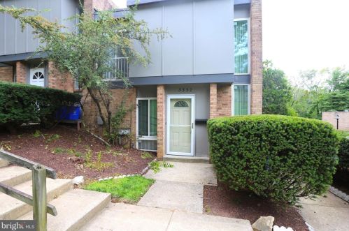 3332 Claridge Ct, Silver Spring MD  20902-2201 exterior