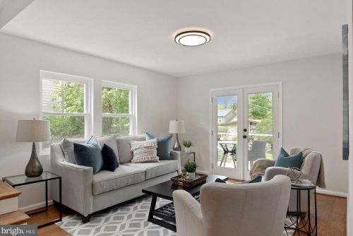 6511 Kansas Ln, Silver Spring MD  20912-4719 exterior