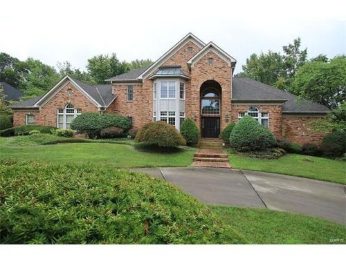 38 Country Club Dr, Edwardsville IL  62025-3707 exterior