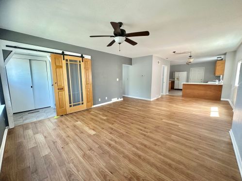 2512 Bartlett Ave, Milwaukee WI  53211-3951 exterior