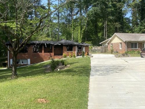 2515 Hogan Rd, Atlanta, GA 30344-3824