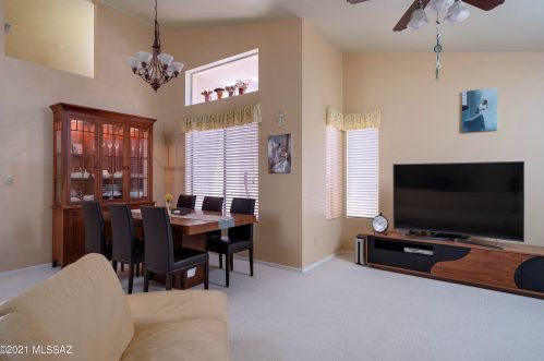 7694 Dayview Cir, Tucson, AZ 85750-6475