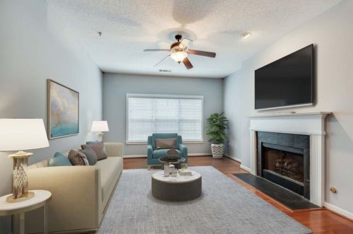 306 Spg Hts Ln, Smyrna GA 30080-3793 exterior