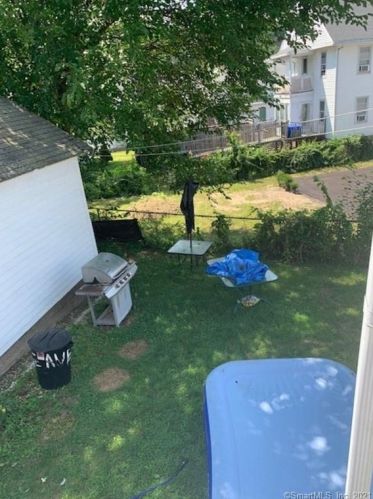 56 Maple Ave, Derby CT 06418-1328 exterior