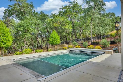 3840 Greenview Dr, Folsom CA  95762-5218 exterior