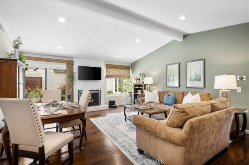 14402 Raintree Rd, Tustin CA  92780-6930 exterior