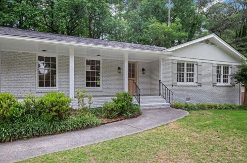 4831 Cambridge Dr, Atlanta GA  30338-5005 exterior