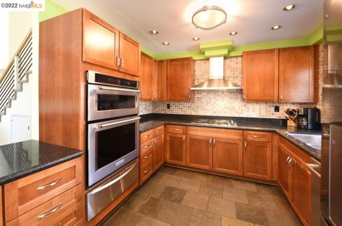 1807 Evalane Way, Concord CA 94519-2356 exterior