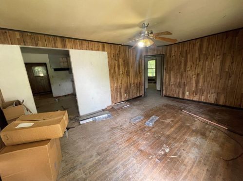 2513 Loy Lk Rd, Denison TX 75020-7144 exterior