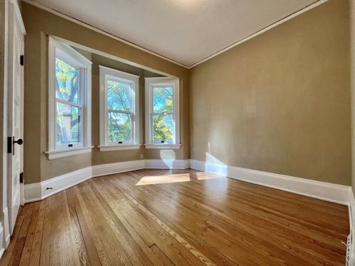 2834 Prospect Ave, Milwaukee WI  53211-3770 exterior