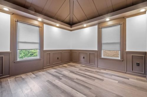 511 Shelbourne Ave, Pittsburgh PA 15221-2617 exterior