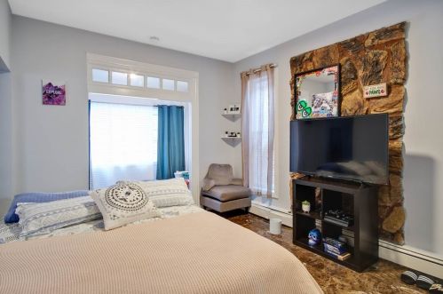 126 St, Union City NJ 07087-6004 exterior