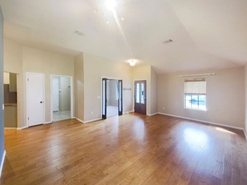 3616 Aspen Crk Pkwy, Austin TX 78749-6915 exterior